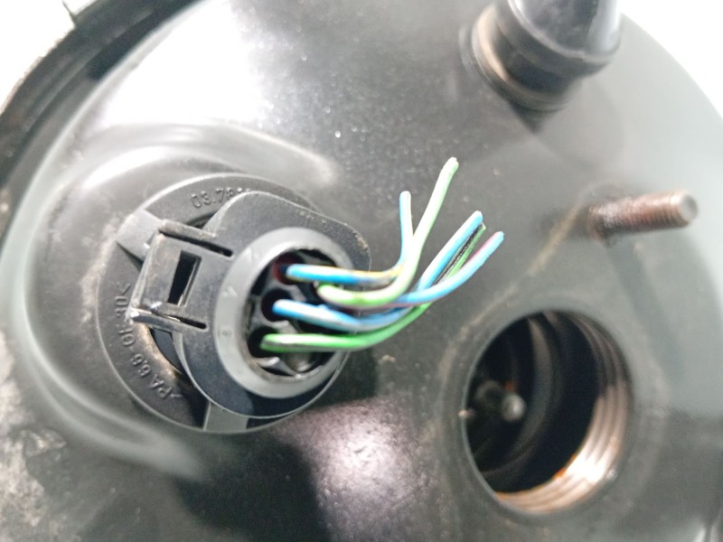 Recambio de servofreno para volkswagen touareg (7la) referencia OEM IAM 7L6612101  