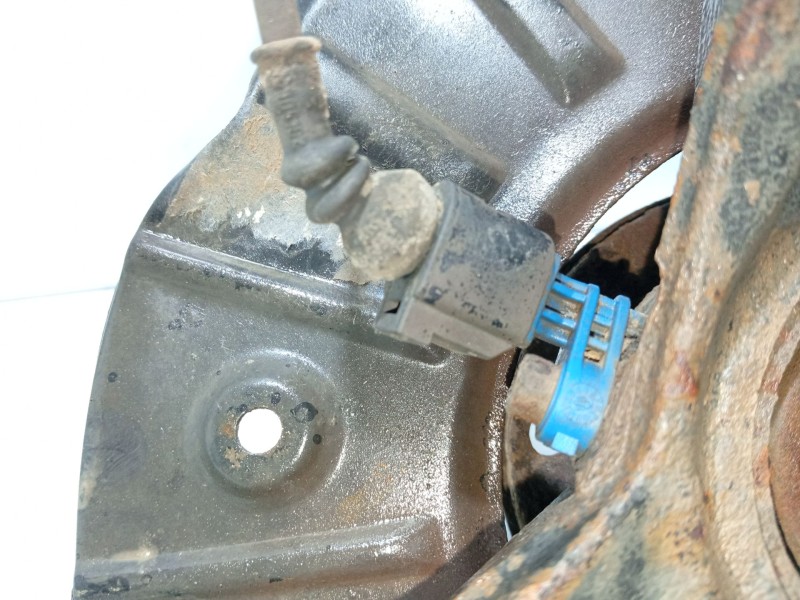 Recambio de mangueta delantera izquierda para volkswagen touareg (7la) referencia OEM IAM 7L6407257A  