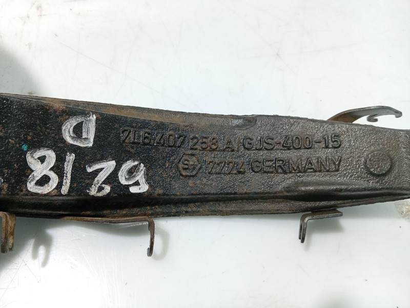 Recambio de mangueta delantera derecha para volkswagen touareg (7la) referencia OEM IAM 7L6407258A  