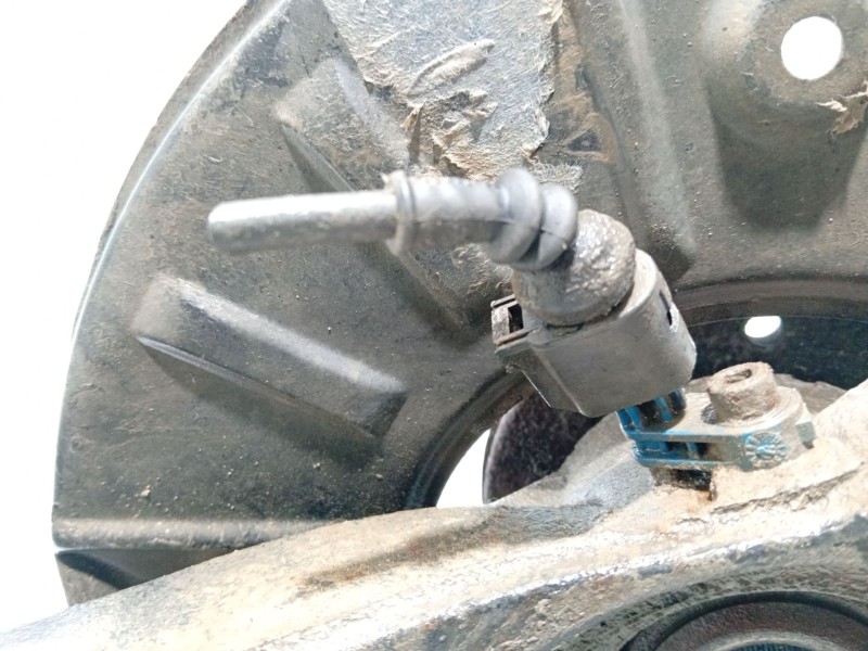 Recambio de mangueta delantera derecha para volkswagen touareg (7la) referencia OEM IAM 7L6407258A  