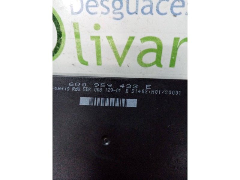 Recambio de caja reles / fusibles para seat ibiza (6l1) sport   |   04.02 - 12.06 | 2002 - 2006 | 101 cv / 74 kw referencia OEM 
