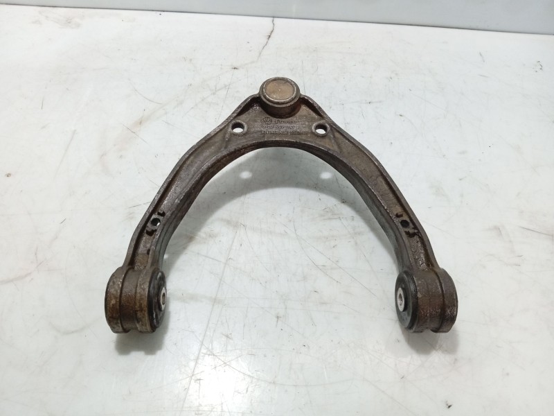 Recambio de brazo suspension superior delantero derecho para volkswagen touareg (7la) referencia OEM IAM 7L0407021  
