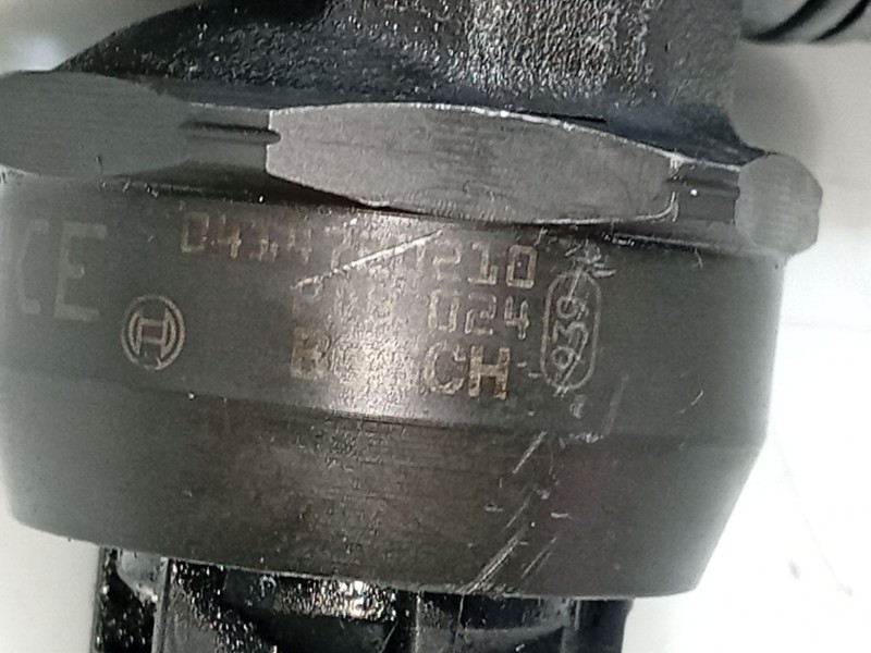 Recambio de inyector para volkswagen touareg (7la) referencia OEM IAM   