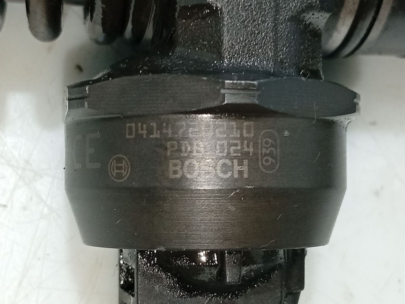 Recambio de inyector para volkswagen touareg (7la) referencia OEM IAM   