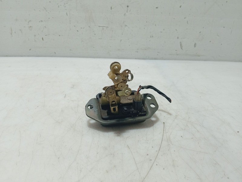 Recambio de cerradura maletero / porton para daewoo kalos (klas) 1.4 referencia OEM IAM 96491022  