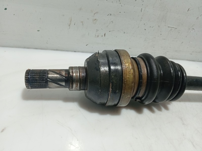 Recambio de transmision delantera izquierda para daewoo kalos (klas) 1.4 referencia OEM IAM 96348788  