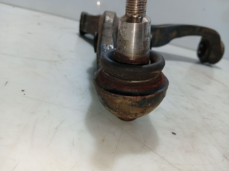 Recambio de brazo suspension inferior delantero izquierdo para volkswagen touareg (7la) referencia OEM IAM 7L0407151H  