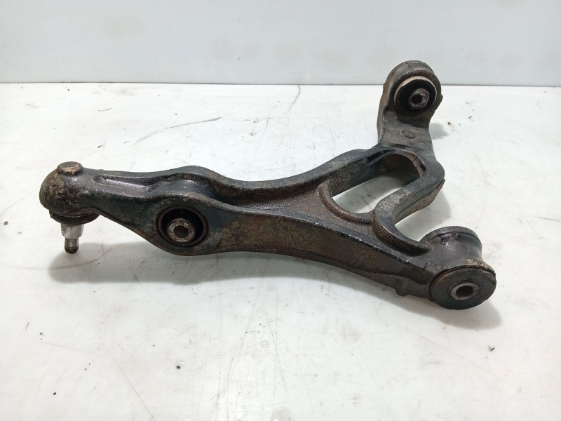 Recambio de brazo suspension inferior delantero izquierdo para volkswagen touareg (7la) referencia OEM IAM 7L0407151H  