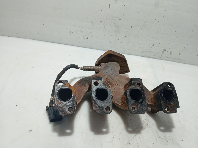 Recambio de colector escape para daewoo kalos (klas) 1.4 referencia OEM IAM 96184204  