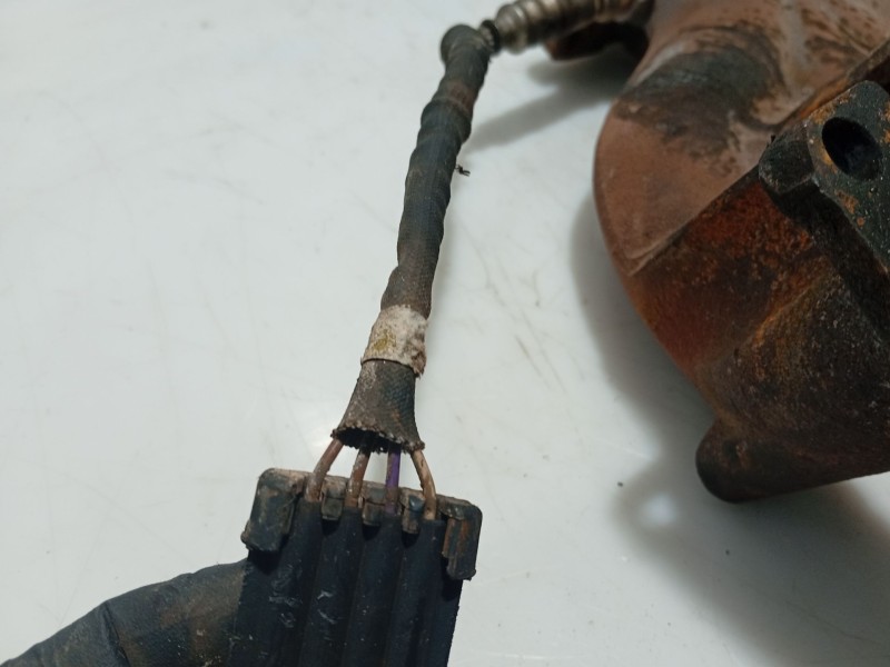 Recambio de colector escape para daewoo kalos (klas) 1.4 referencia OEM IAM 96184204  