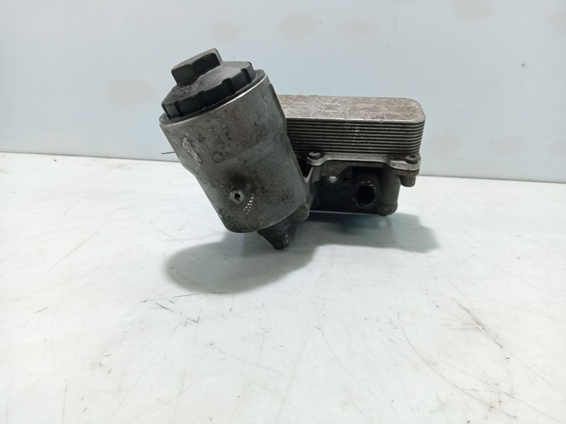 Recambio de portafiltro de aceite para volkswagen touareg (7la) referencia OEM IAM   