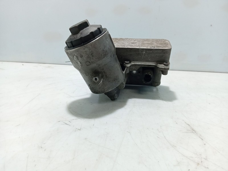 Recambio de portafiltro de aceite para volkswagen touareg (7la) referencia OEM IAM   