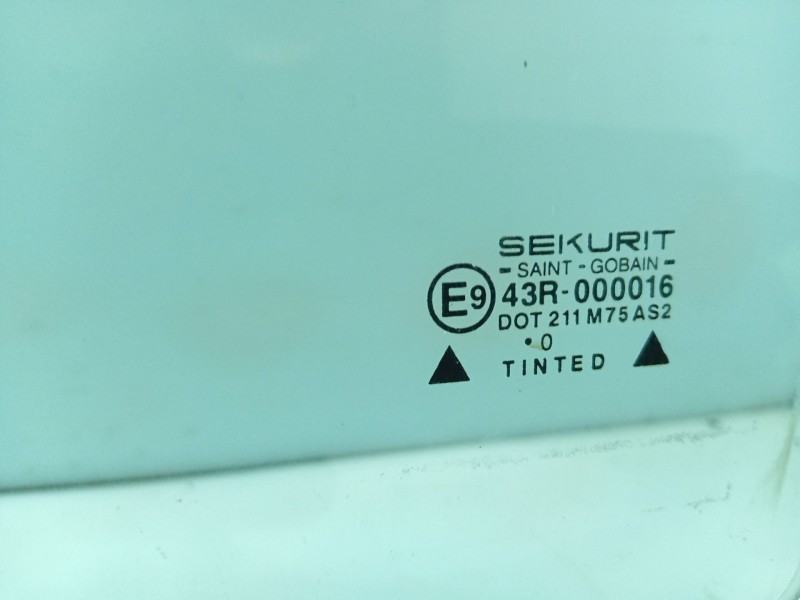 Recambio de luna delantera izquierda para seat ibiza ii (6k1) 1.4 i referencia OEM IAM 6K3845201B  