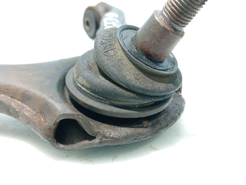 Recambio de brazo suspension superior delantero derecho para ssangyong actyon referencia OEM IAM ARM ASSY-FRT SUSP UPR  