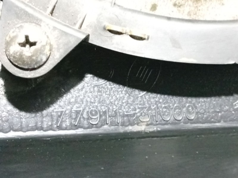 Recambio de consola central para ssangyong actyon referencia OEM IAM   