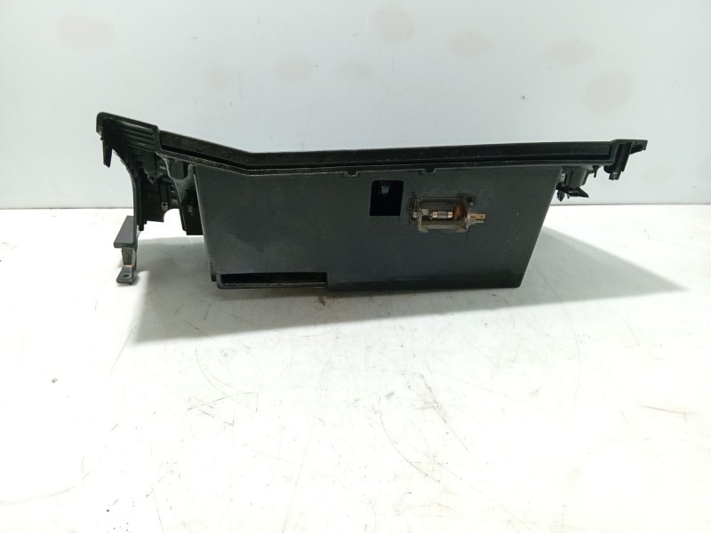 Recambio de guantera para ssangyong actyon referencia OEM IAM 0  