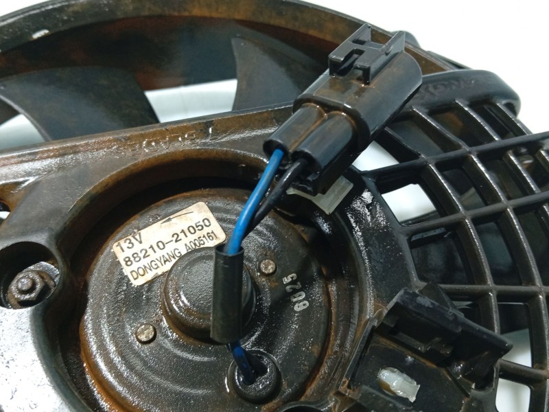 Recambio de electroventilador para ssangyong actyon referencia OEM IAM 8821009050  