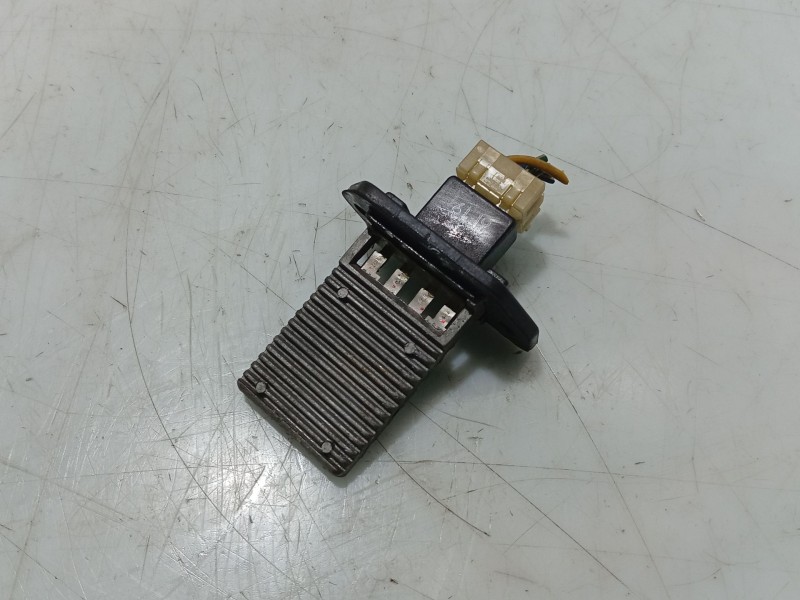 Recambio de resistencia calefaccion para ssangyong actyon referencia OEM IAM 6912008010  