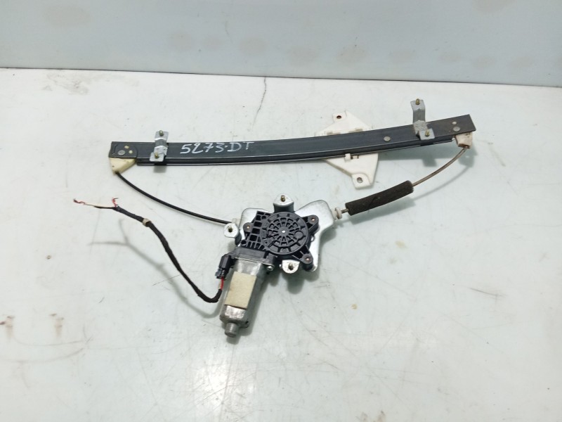 Recambio de elevalunas trasero derecho para ssangyong actyon referencia OEM IAM 7332131000  