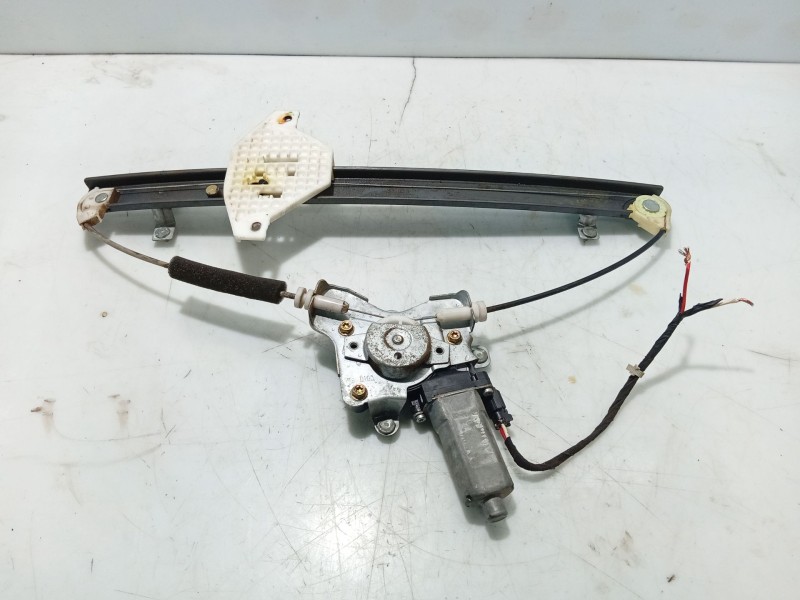 Recambio de elevalunas trasero derecho para ssangyong actyon referencia OEM IAM 7332131000  