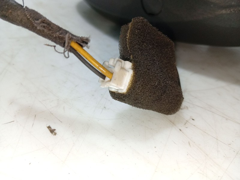 Recambio de luz central de freno para ssangyong actyon referencia OEM IAM 8380031002  