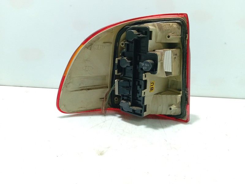 Recambio de piloto trasero derecho para opel astra f sedán (t92) 1.7 tds (f19, m19) referencia OEM IAM 90442022  