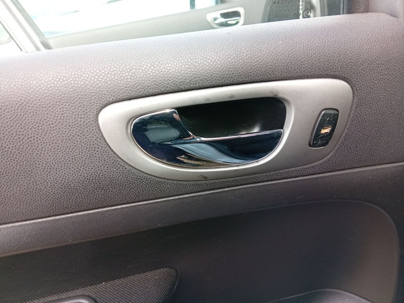 peugeot 307 (3a/c) del año 2001