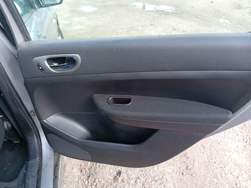 peugeot 307 (3a/c) del año 2001