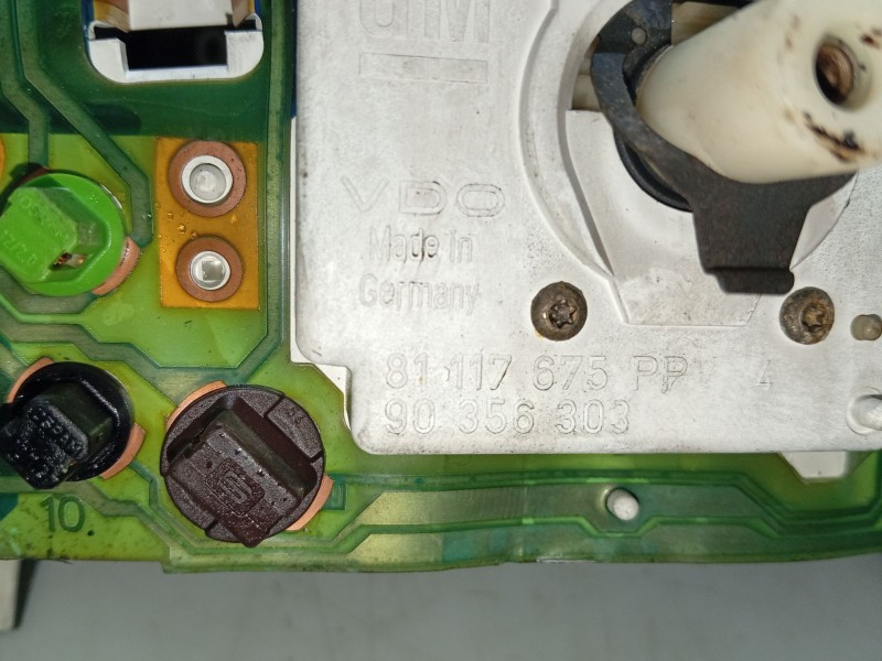 Recambio de cuadro instrumentos para opel astra f sedán (t92) 1.7 tds (f19, m19) referencia OEM IAM   