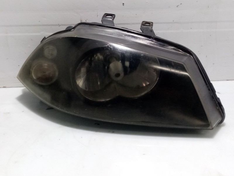 Recambio de faro derecho para seat ibiza iii (6l1) 1.4 tdi referencia OEM IAM 6L1941752M  