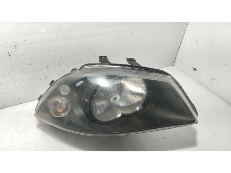 Recambio de faro derecho para seat ibiza iii (6l1) 1.4 tdi referencia OEM IAM 6L1941752M  