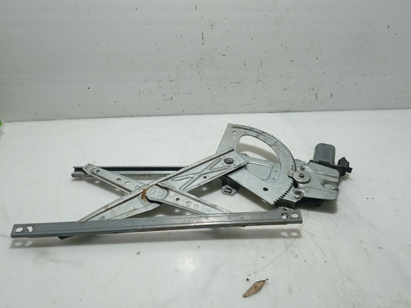 Recambio de elevalunas delantero izquierdo para daewoo matiz (m100, m150) 0.8 referencia OEM IAM 96314609  