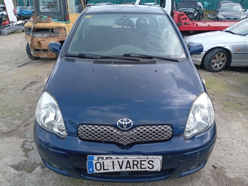 toyota yaris (_p1_) del año 2004