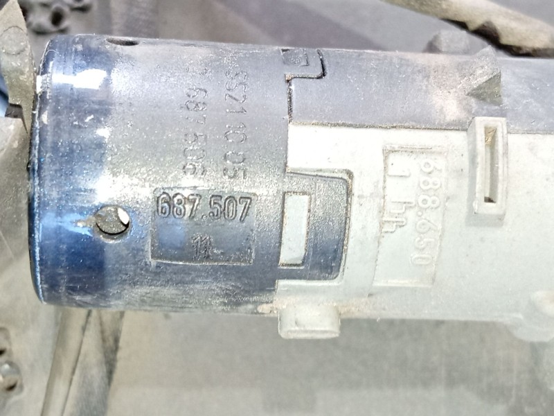 Recambio de paragolpes delantero para bmw 5 (e60) 525 d referencia OEM IAM 51117111740  