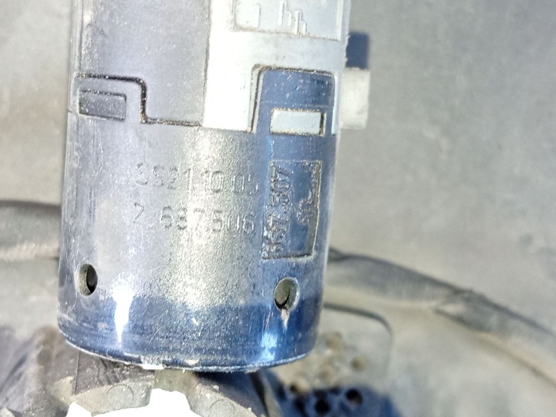 Recambio de paragolpes delantero para bmw 5 (e60) 525 d referencia OEM IAM 51117111740  