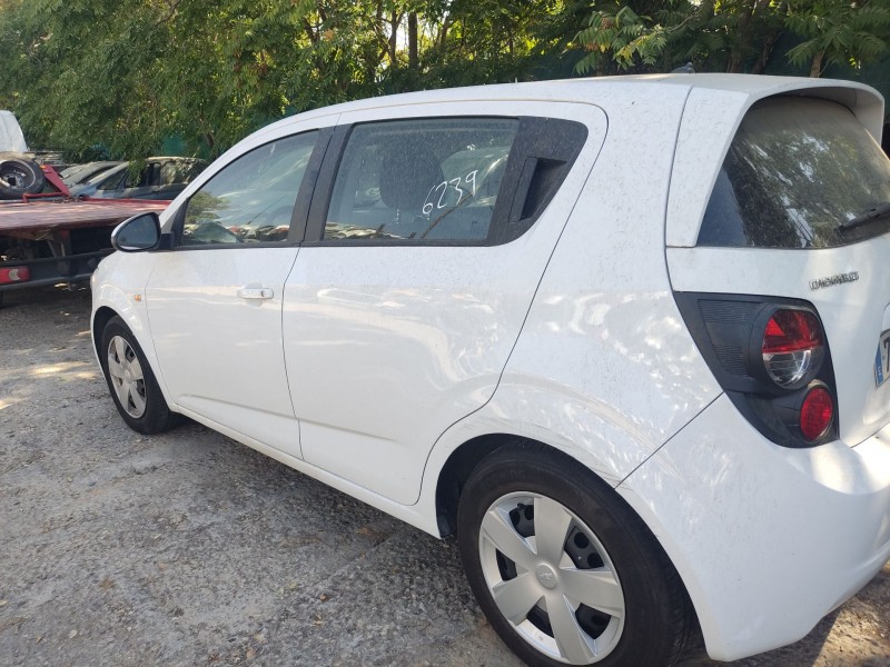chevrolet aveo hatchback (t300) del año 2012