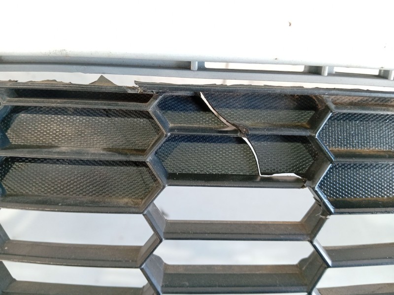 Recambio de paragolpes delantero para chevrolet aveo hatchback (t300) 1.3 d referencia OEM IAM 42341511  