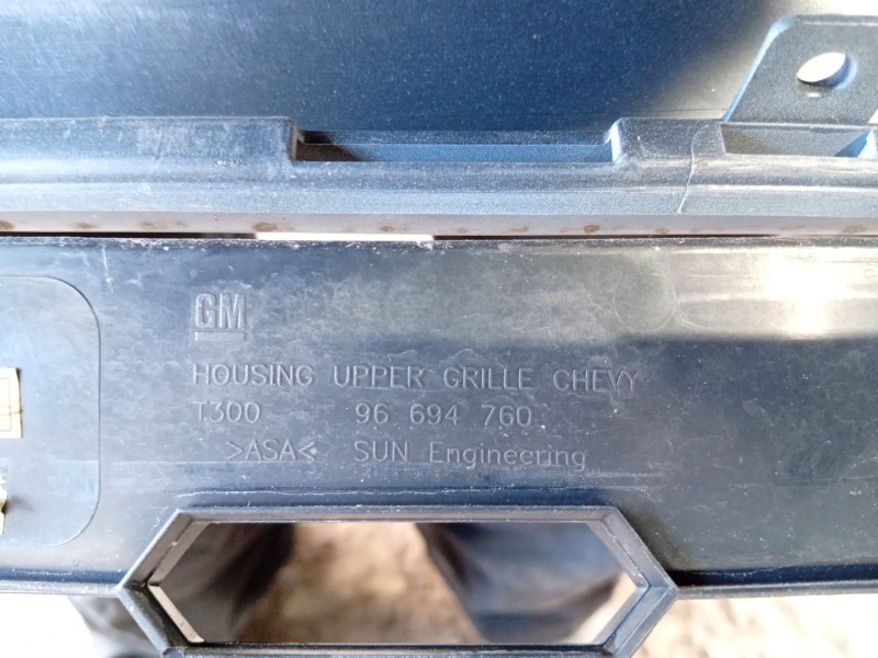 Recambio de paragolpes delantero para chevrolet aveo hatchback (t300) 1.3 d referencia OEM IAM 42341511  