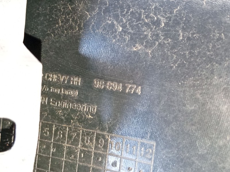 Recambio de paragolpes delantero para chevrolet aveo hatchback (t300) 1.3 d referencia OEM IAM 42341511  