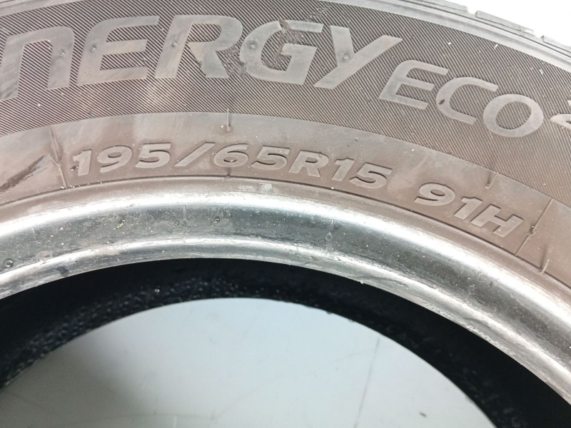 Recambio de neumatico para chevrolet aveo hatchback (t300) 1.3 d referencia OEM IAM   