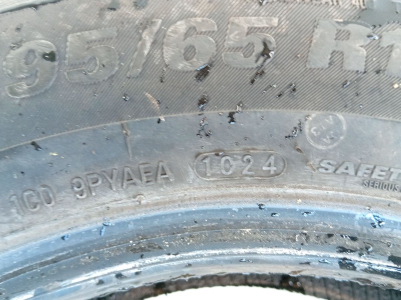 Recambio de neumatico para chevrolet aveo hatchback (t300) 1.3 d referencia OEM IAM   