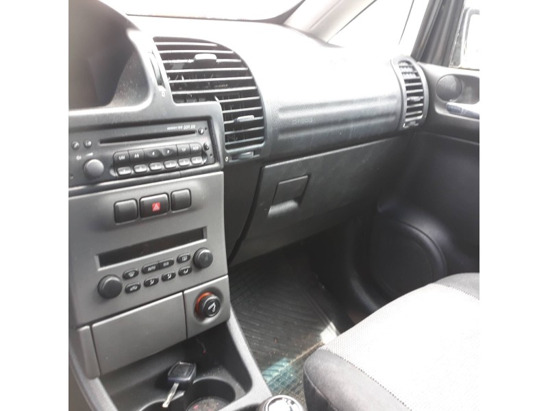 opel zafira a elegance   |   08.00 - 12.05 | 2000 - 2005 | 101 cv / 74 kw del año 2000