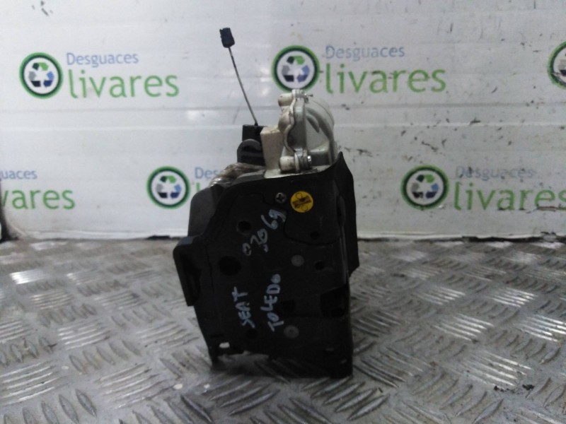 Recambio de cerradura puerta trasera izquierda para seat toledo (5p2) sport   |   09.04 - 12.06 | 2004 - 2006 | 105 cv / 77 kw r
