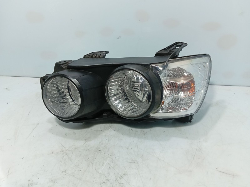 Recambio de faro izquierdo para chevrolet aveo hatchback (t300) 1.3 d referencia OEM IAM 96831091 / 96831061  
