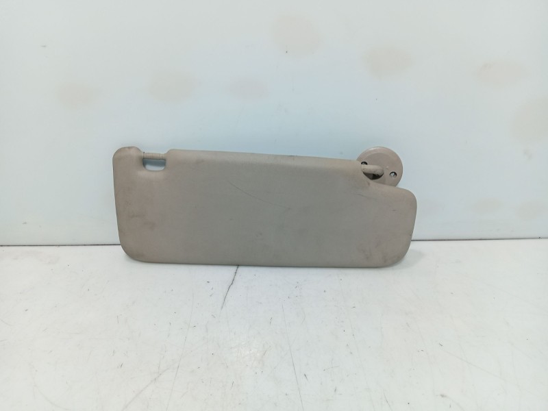 Recambio de parasol izquierdo para chevrolet aveo hatchback (t300) 1.3 d referencia OEM IAM 95327485  