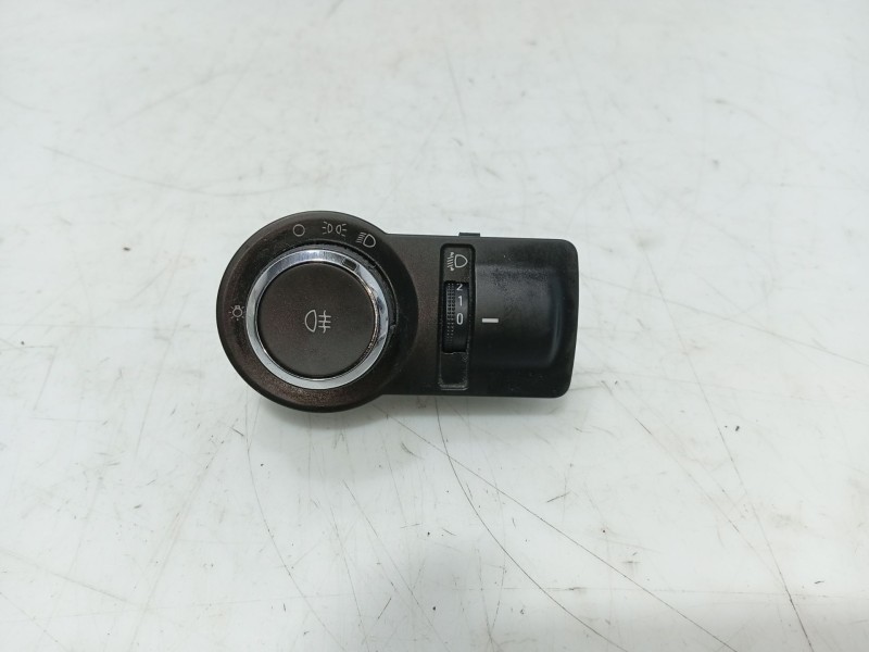 Recambio de mando luces para chevrolet aveo hatchback (t300) 1.3 d referencia OEM IAM   