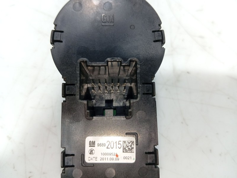 Recambio de mando luces para chevrolet aveo hatchback (t300) 1.3 d referencia OEM IAM   