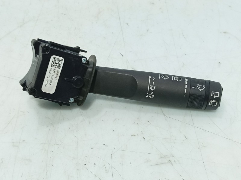 Recambio de mando limpia para chevrolet aveo hatchback (t300) 1.3 d referencia OEM IAM   