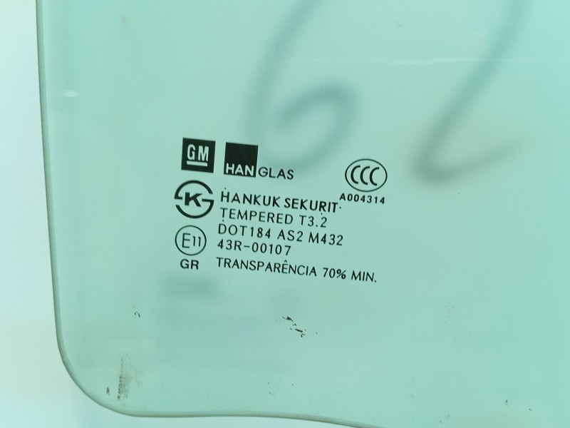 Recambio de luna trasera derecha para chevrolet aveo hatchback (t300) 1.3 d referencia OEM IAM 96878690  