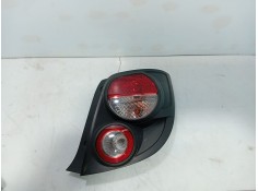 Recambio de piloto trasero derecho para chevrolet aveo hatchback (t300) 1.3 d referencia OEM IAM 96830986 / 96831068  